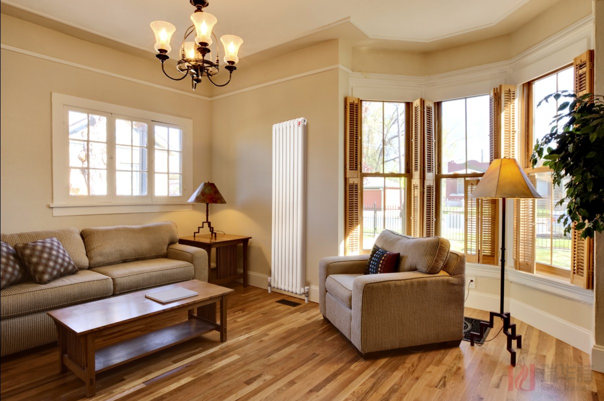 散熱器廠家直銷  鋼鋁復(fù)合散熱器 GLF75-75/1.2-600鋼鋁復(fù)合暖氣片